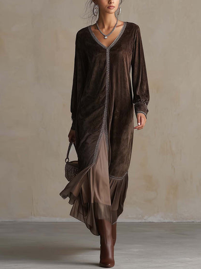 Teresa | Vestido midi acampanado en ante sintético con escote en V para Mujer