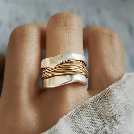 Lois - Anillo plateado con hilos dorados