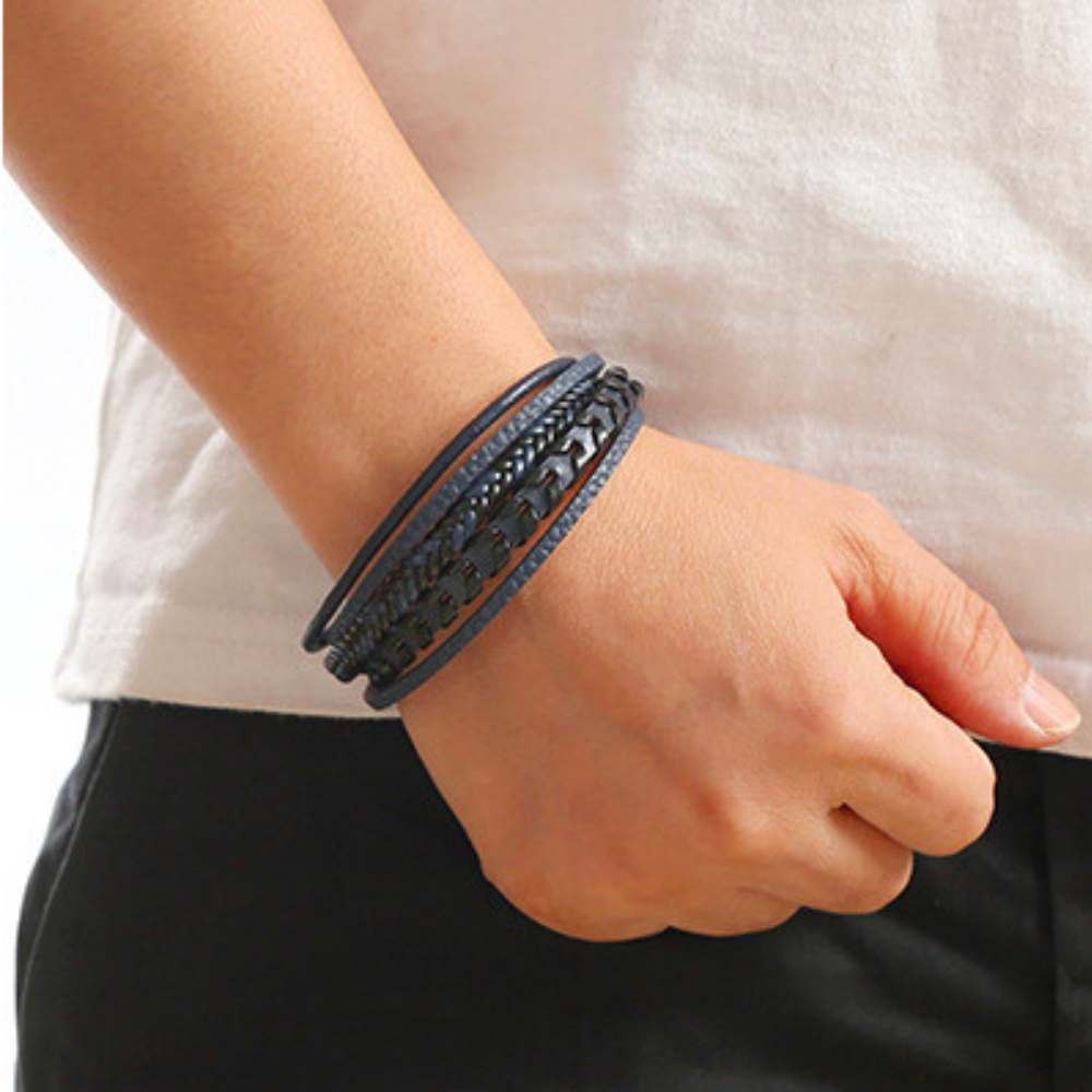 Cruz - Pulsera de cuero para hombres – robusta, elegante y atemporal