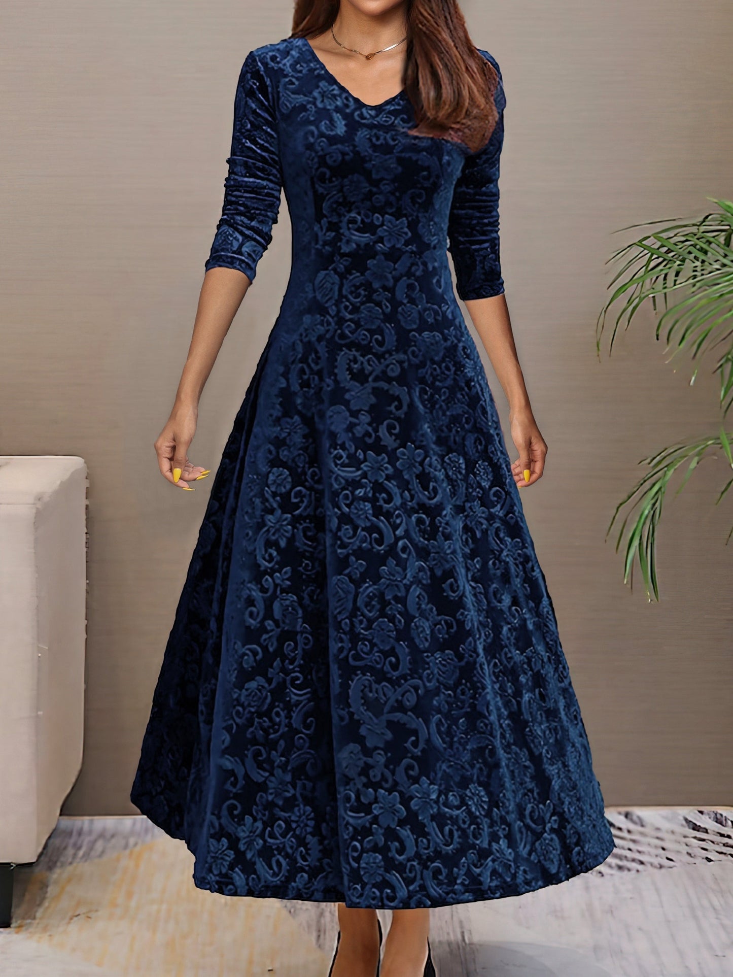 Denise | Elegante vestido de fiesta de terciopelo con escote en V