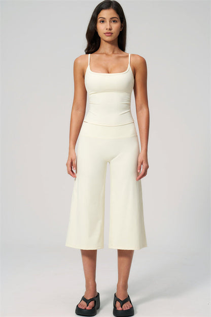 Nexus - El Conjunto de Top de Tirantes y Pantalones Cortos de Pierna Ancha para Mujer