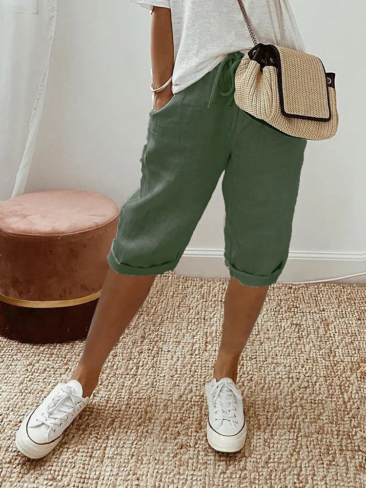 AMANDA | PANTALONES CORTOS CÓMODOS CON BAJO VUELTO