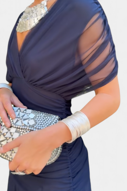 Magda™ | Vestido largo de flores con escote en V