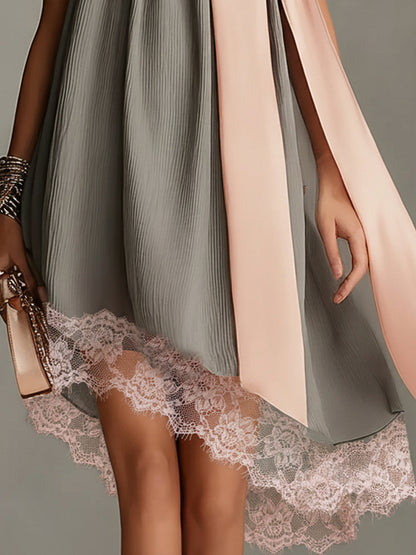 Beatrice | Mini vestido gris de satén con lazo rosa y encaje para Mujer