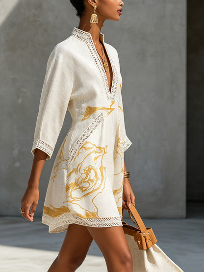 Aliénor | Vestido Mini de Encaje de Croché Marfil con Motivos Dorados y Escote en V para Mujer