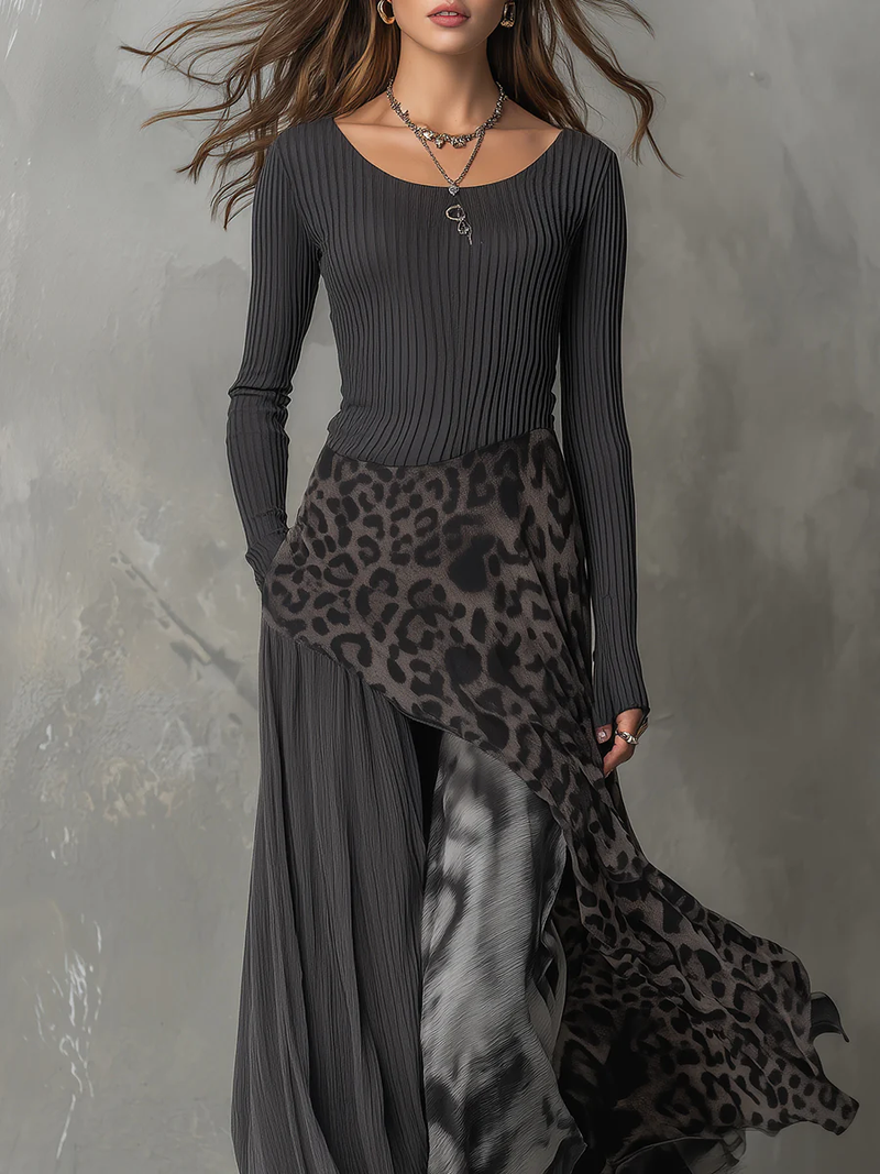 Nkem - Vestido Largo a Rayas con Estampado de Leopardo