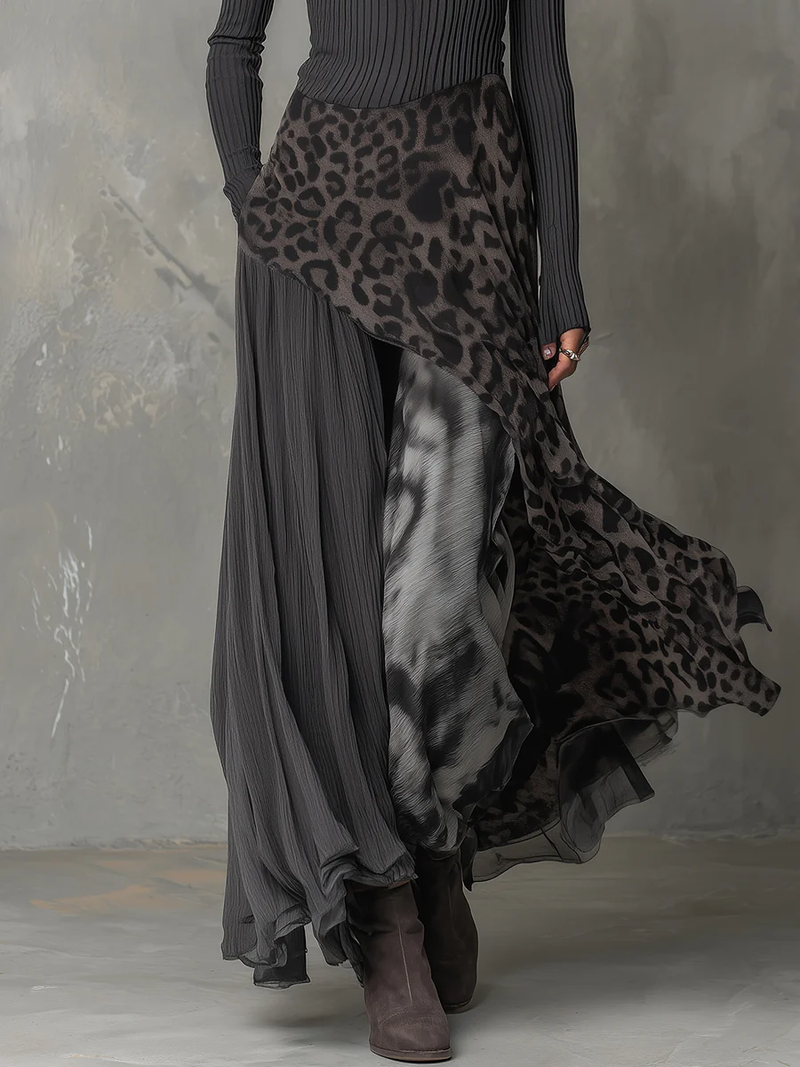 Nkem - Vestido Largo a Rayas con Estampado de Leopardo