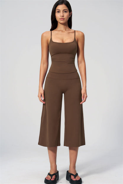 Nexus - El Conjunto de Top de Tirantes y Pantalones Cortos de Pierna Ancha para Mujer