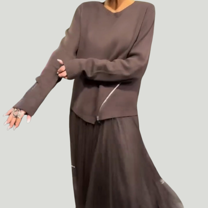 Ullé | Vestido elegante de punto y tul para mujer